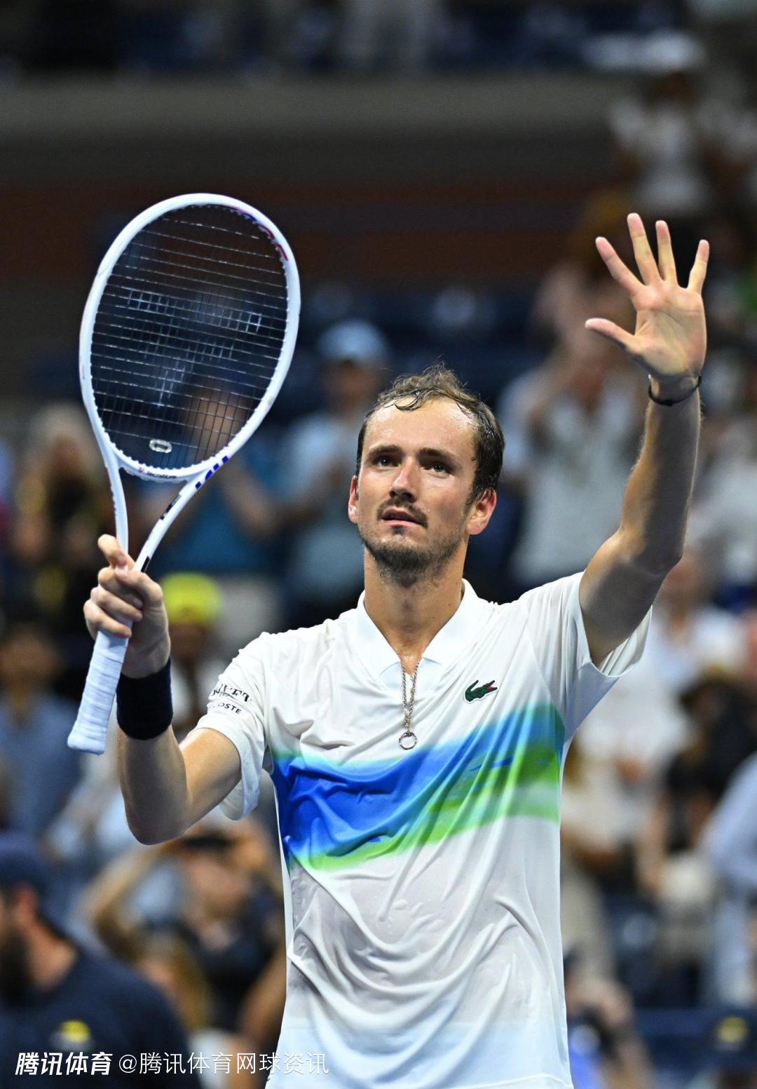 包含ATP总决赛翻盘蒙特卡洛大师赛，梅德韦杰夫刷新纪录的词条