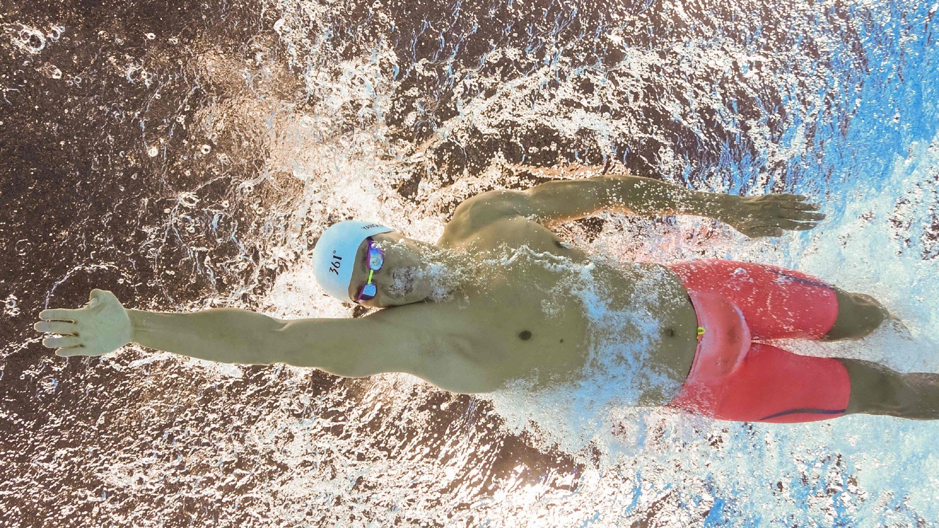 提前杀死与冲刷殆尽，足球场上的两种唯一性