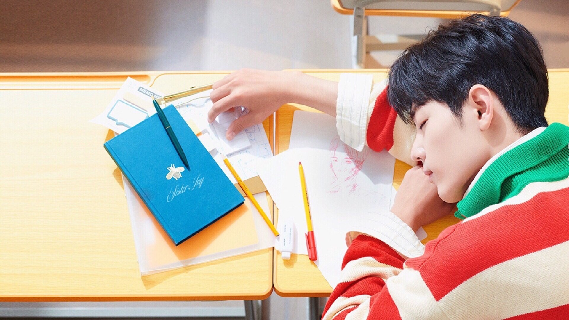 开云体育中国-德甲争冠战之夜，阿劳霍狂飙，将对手防线绞为碎片