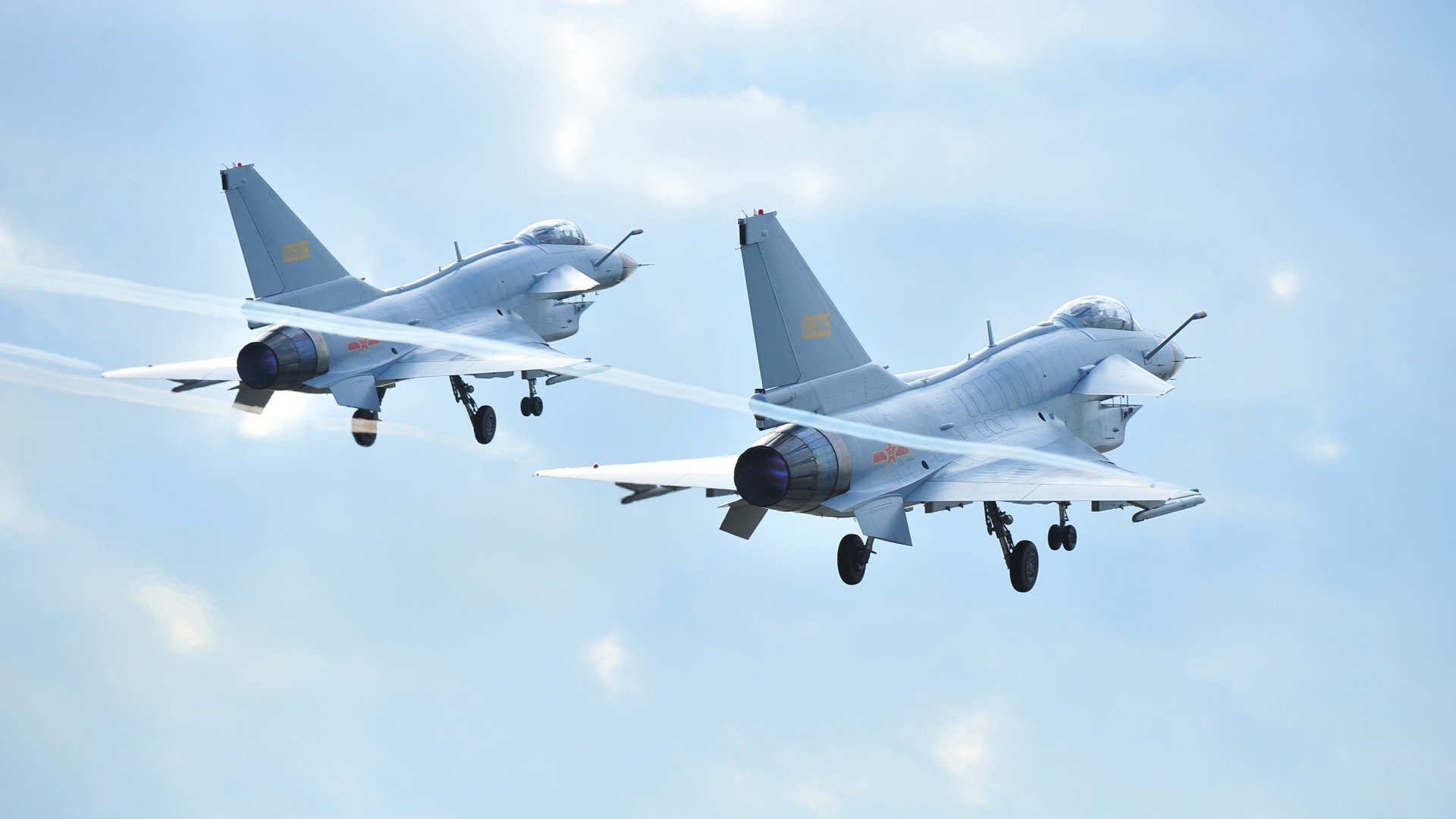 开云体育入口-绿茵隐喻，乌克兰闪电战击溃蓝黑军团，奥亚尔萨瓦尔点亮黑暗中的足球